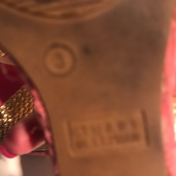 Stuart Weitzman size 3 girls wedges - Picture 4 of 7